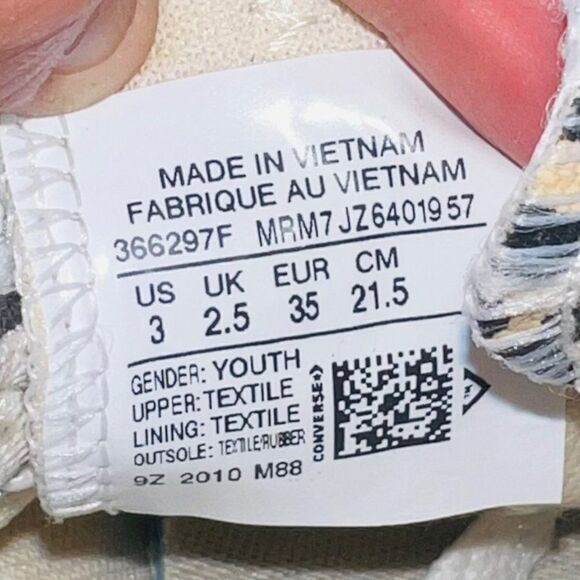 Converse Chuck Taylor All Star Low OX Cheetah Print 366297F Youth 3 - Picture 10 of 11